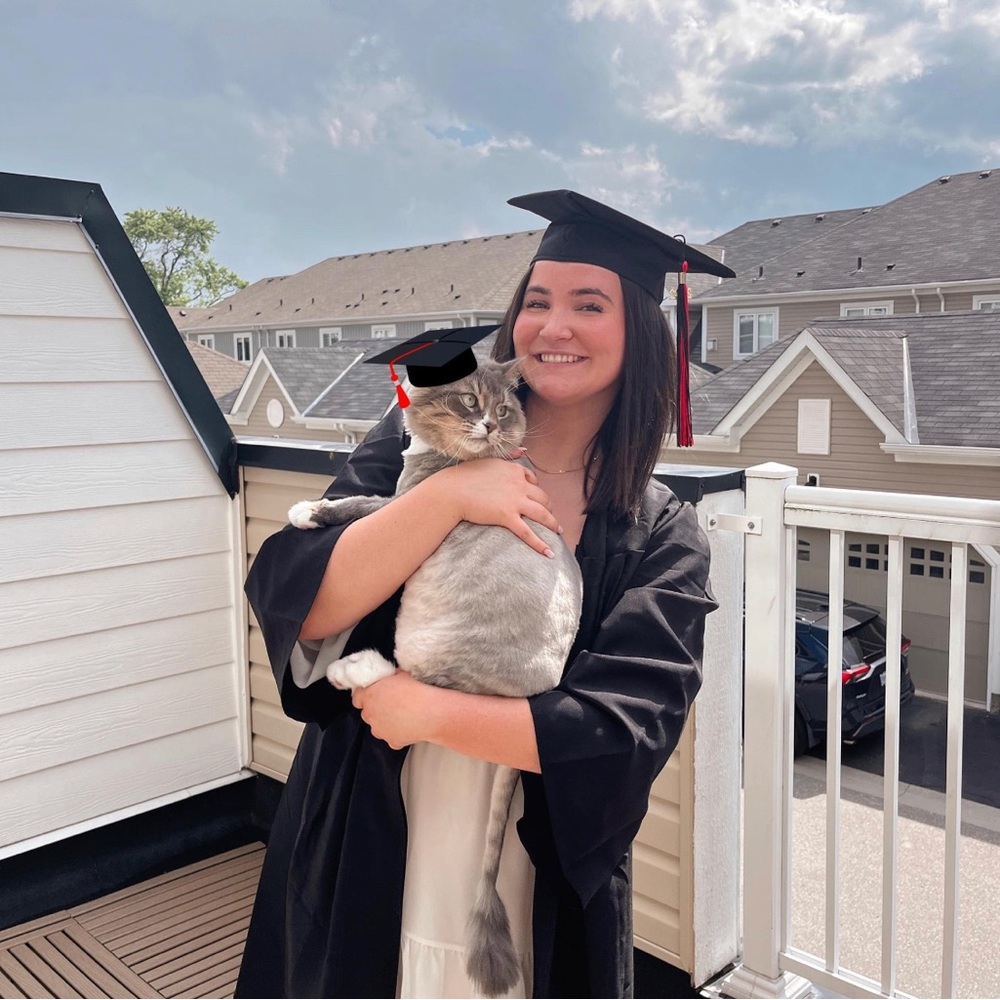 Meet your Posher, Ella